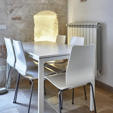 Ferienhaus Casa Mbadnat - Typical Stone House Ostuni