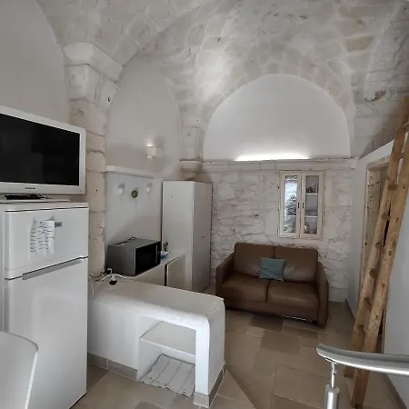Casa Mbadnat - Typical Stone House * Ostuni